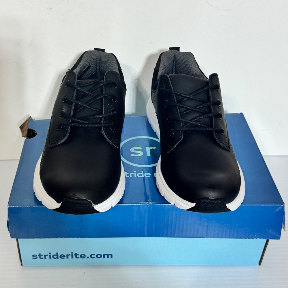 Stride Rite Boys Cru Sneakers Size 2M Black Leather Lace Up Athletic Shoes Box